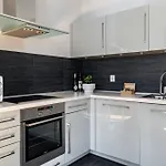 Yourplace Biskupia Old Town Appartement *