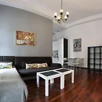 Yourplace Biskupia Old Town *