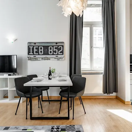 Апартаменты Yourplace Biskupia Old Town *