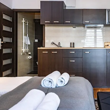 Yourplace Biskupia Old Town Апартаменты Краков
