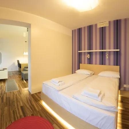 Апартаменты Yourplace Biskupia Old Town *