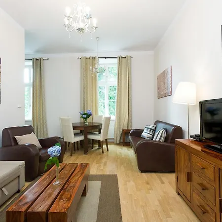 Апартаменты Yourplace Biskupia Old Town