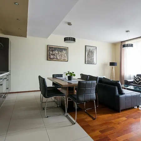 Yourplace Biskupia Old Town Апартаменты Краков