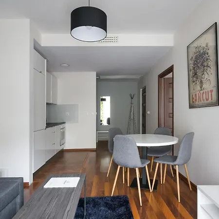 Апартаменты Yourplace Biskupia Old Town