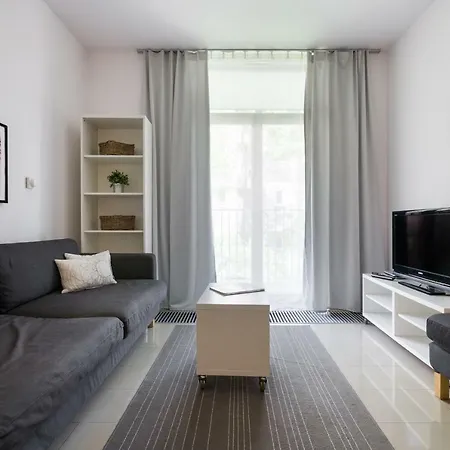 Апартаменты Yourplace Biskupia Old Town *
