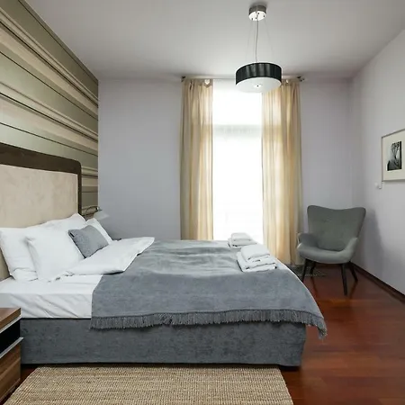 Апартаменты Yourplace Biskupia Old Town