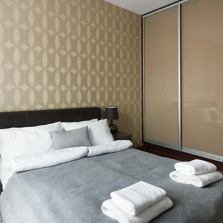 Yourplace Biskupia Old Town Lägenhet