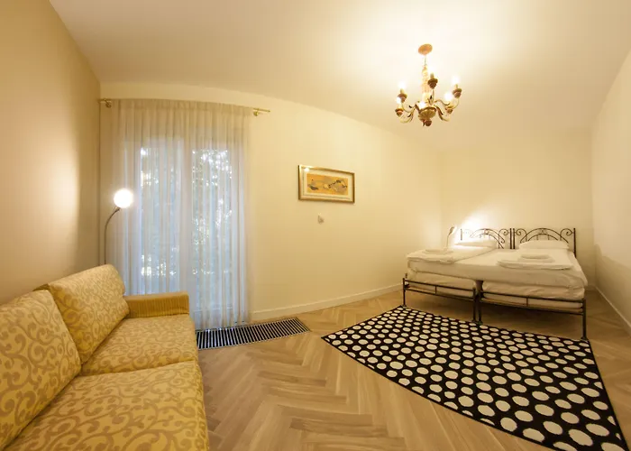 Yourplace Biskupia Old Town *