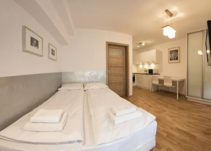 Yourplace Biskupia Old Town Apartment *