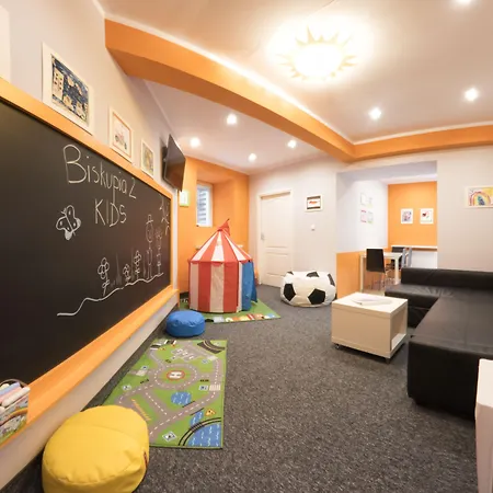 Yourplace Biskupia Old Town クラクフ