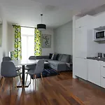 Yourplace Biskupia Old Town Апартаменты
